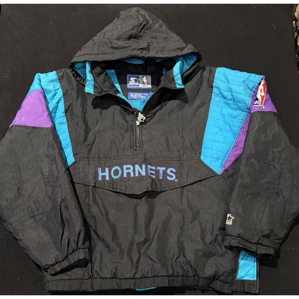 Charlotte Hornets Vintage 1990's Starter Pouch Jacket Size‎ Large